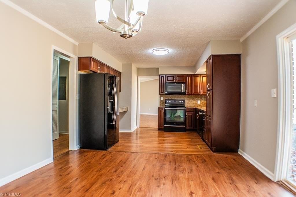 1655 Little Creek Circle - Photo 7 of 12