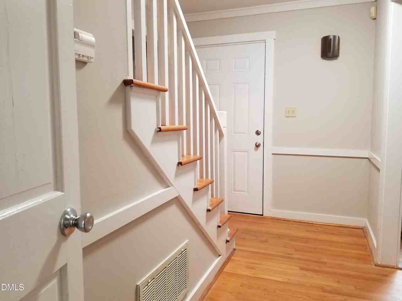 6508 Dresden Lane - Photo 2 of 18