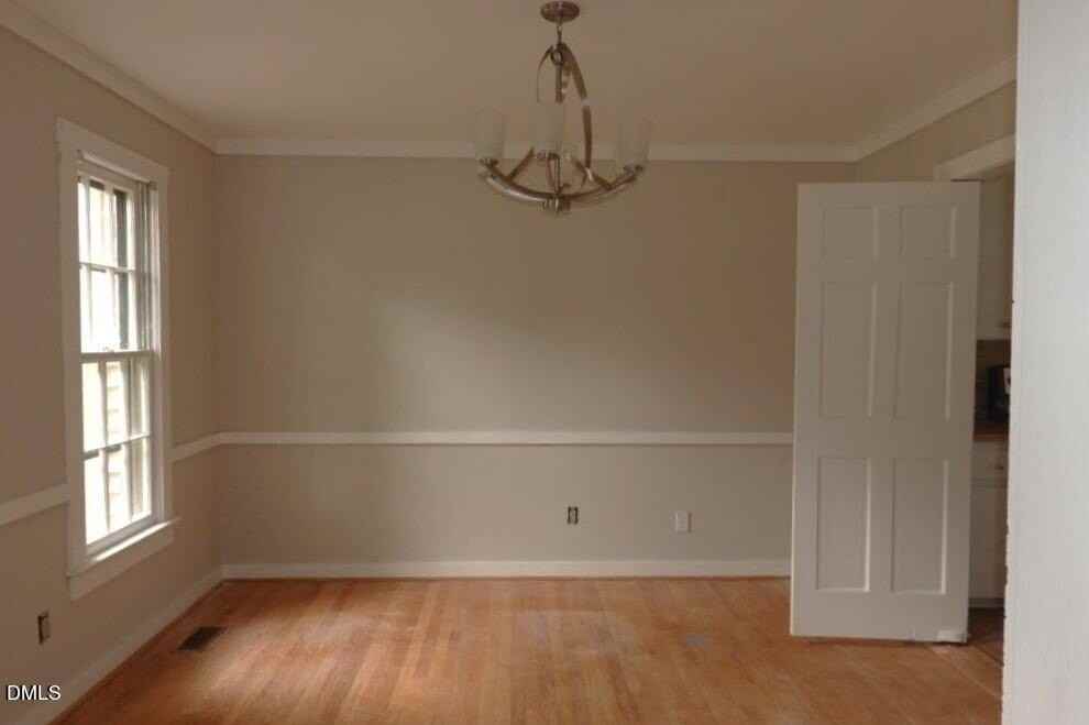 6508 Dresden Lane - Photo 3 of 18