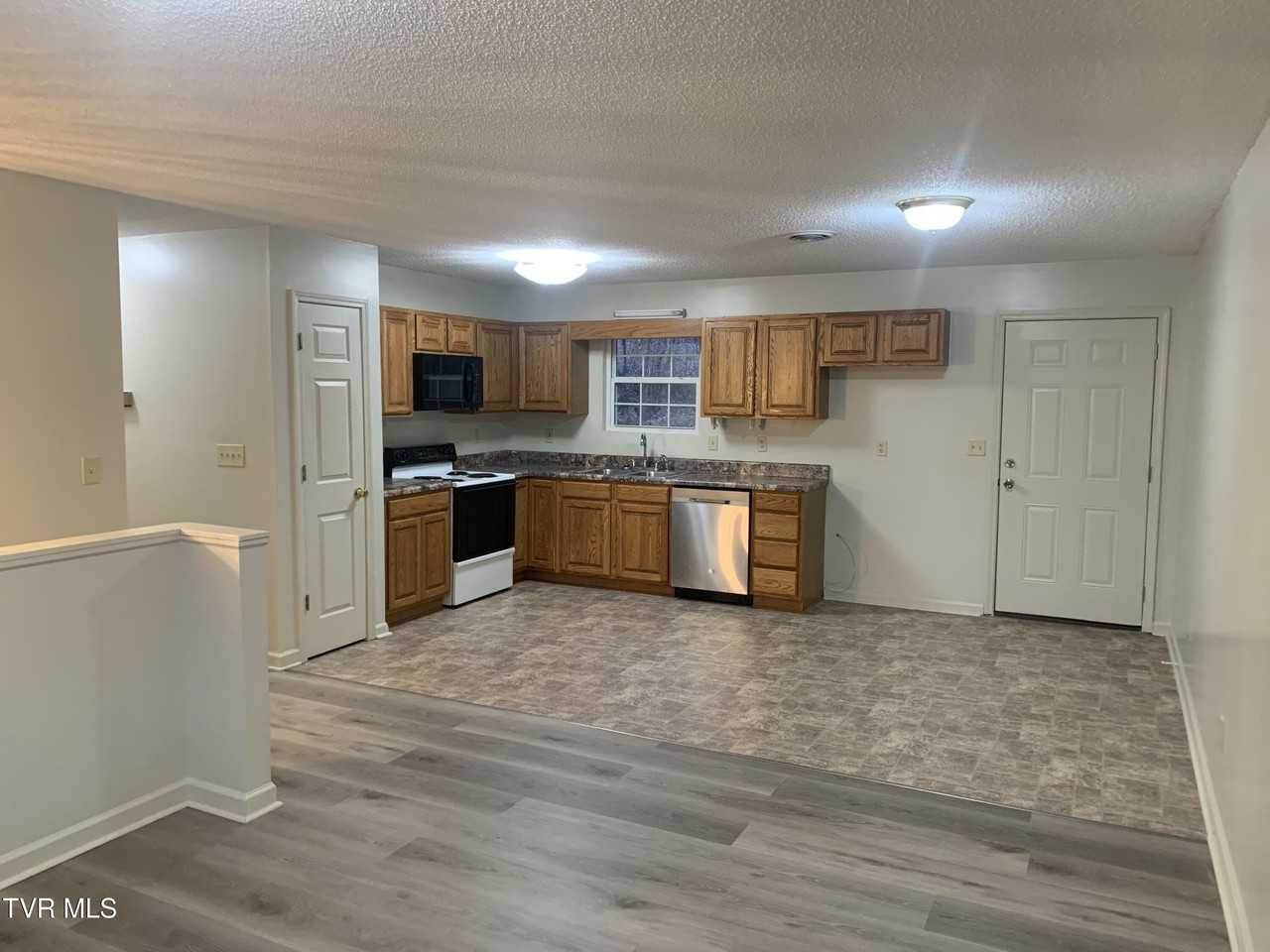 189 Oliver Edwards Road - Photo 4 of 15