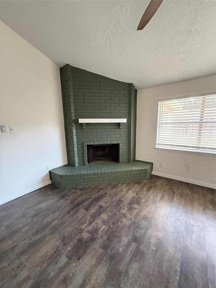 16715 Ribbonridge Drive - Photo 3 of 20