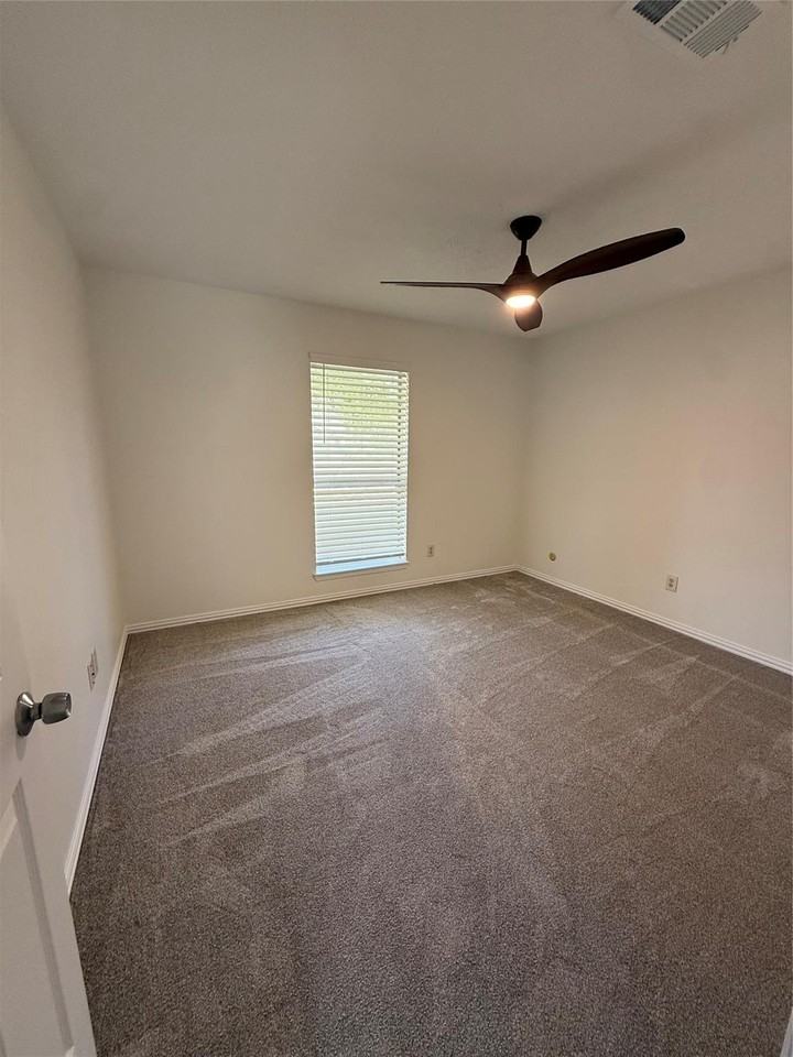 16715 Ribbonridge Drive - Photo 5 of 20