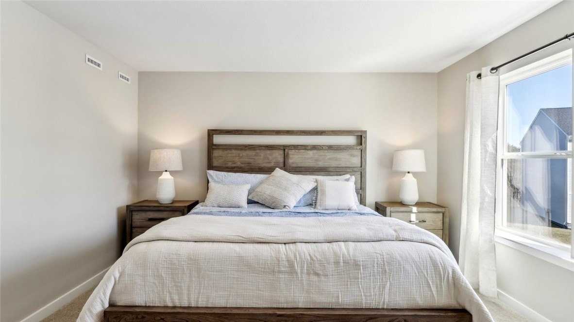 695 Olivia Street - Photo 3 of 25