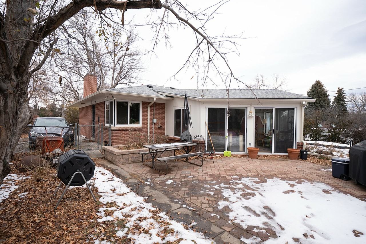 180 Estes Street - Photo 4 of 50