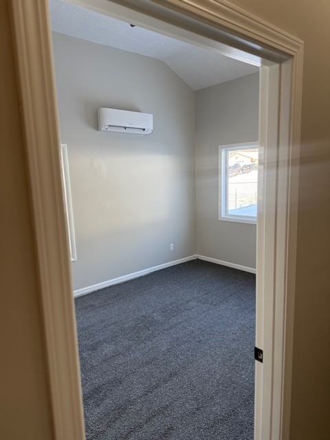 306 Walnut Street - Photo 5 of 13