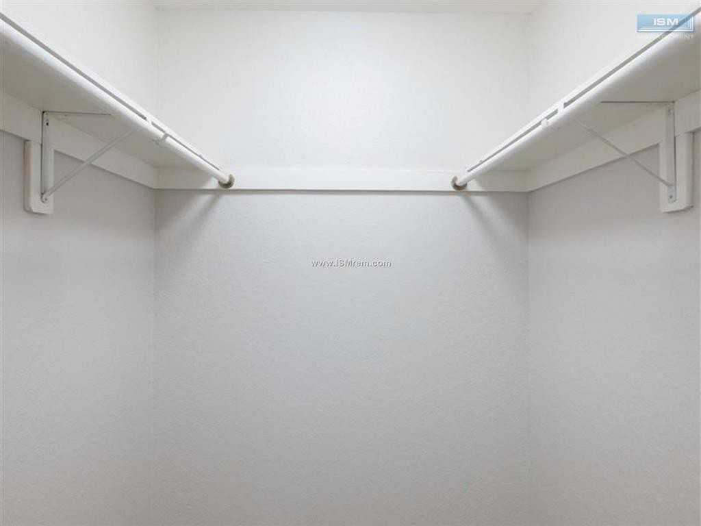 Tiara Apartments - Photo 2 of 23