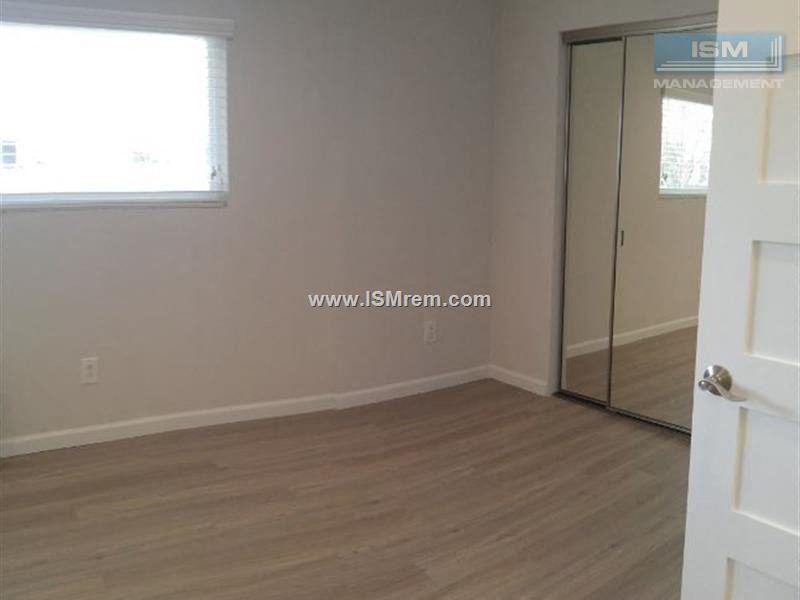 Tiara Apartments - Photo 5 of 23