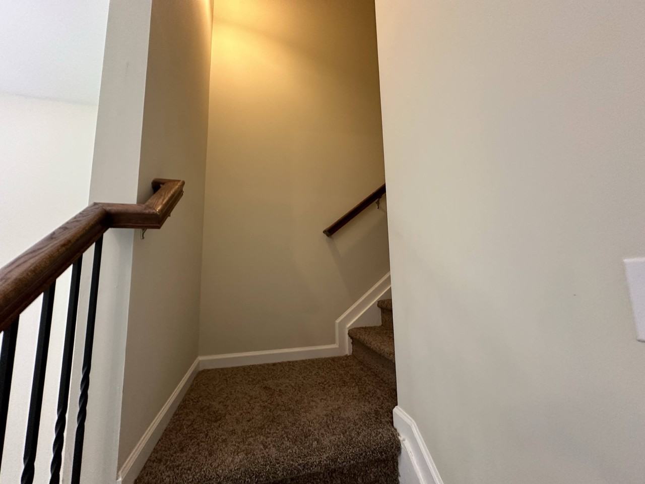 123 Terrace Walk - Photo 7 of 13