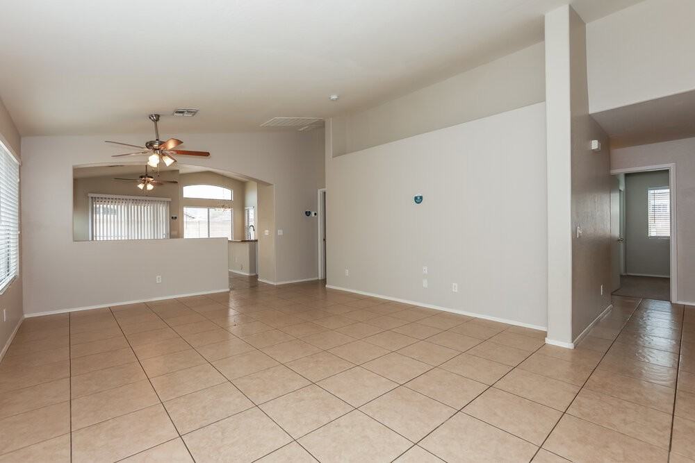 6418 Preston Lane - Photo 3 of 16