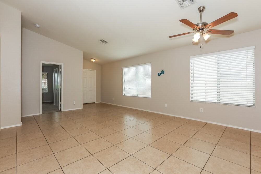 6418 Preston Lane - Photo 4 of 16