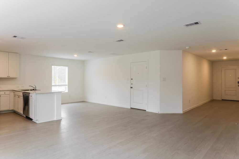 2084 Cedar Way Dr - Photo 6 of 17