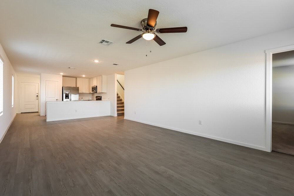 506 Chevre Rd - Photo 6 of 17