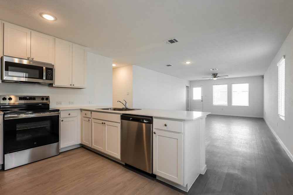 506 Chevre Rd - Photo 7 of 17