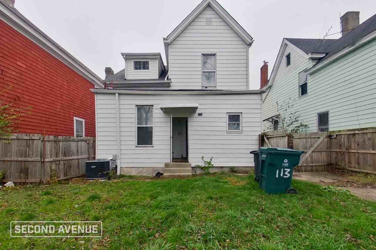 113 W 65th St - Photo 2 of 22