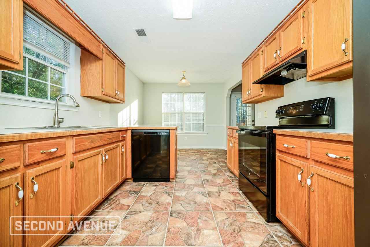 75 Lark Rd - Photo 5 of 25