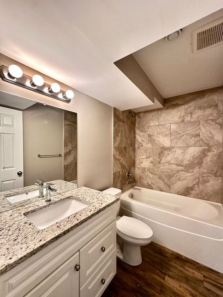 10324 136 Avenue BSMT - Photo 4 of 11