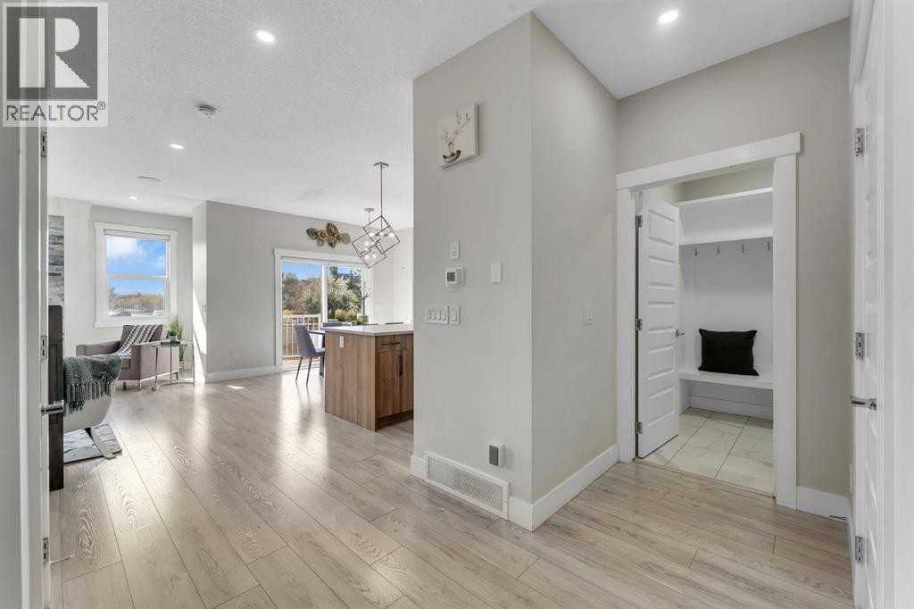 229 Walgrove Terrace SE - Photo 3 of 36