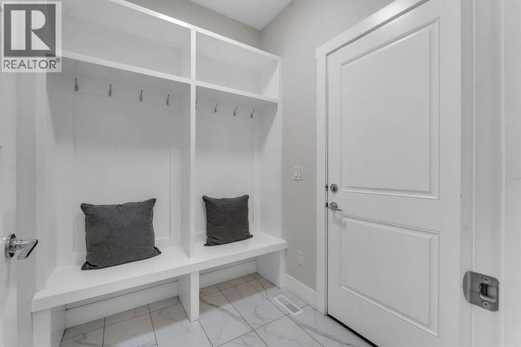 229 Walgrove Terrace SE - Photo 4 of 36