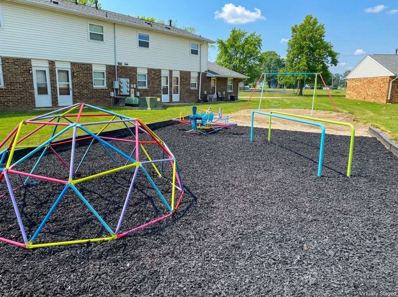 STERLING COURT APARTMENTS - Photo 7 of 28