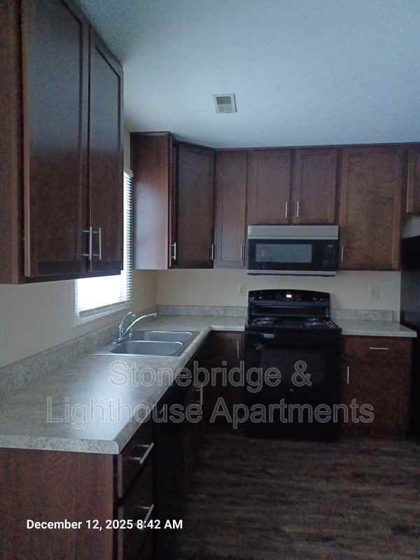 4808 Clover Park Dr - Photo 6 of 13