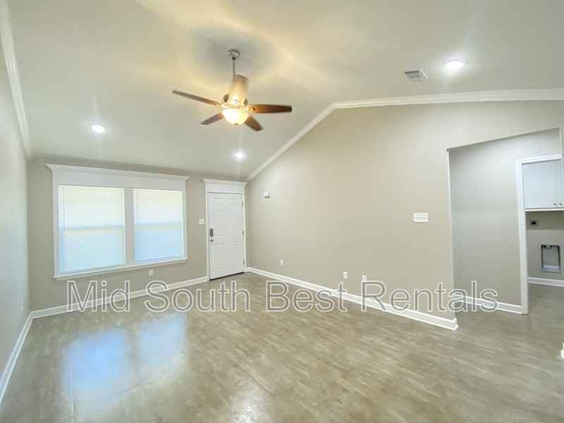 201 Red Bud Road - Photo 2 of 17