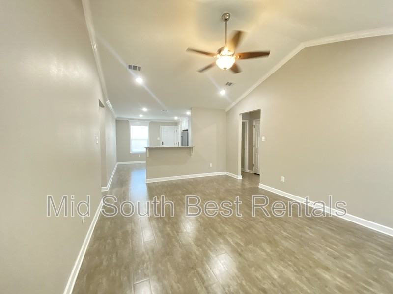 201 Red Bud Road - Photo 3 of 17