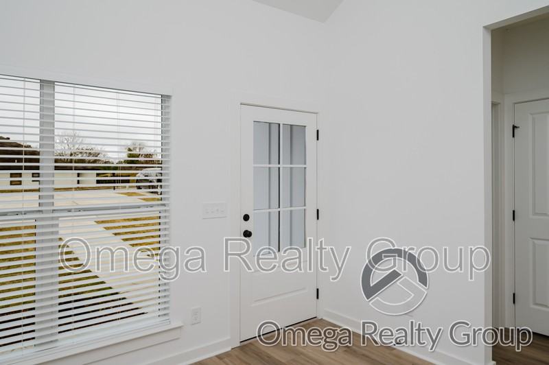 117 Trifecta Dr - Photo 6 of 34