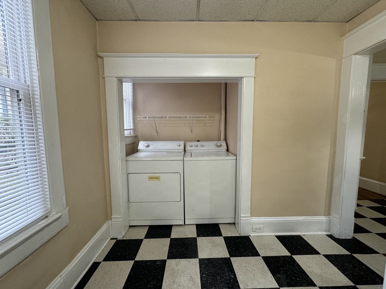 108 Shady Boulevard Apt #2  Winston Salem, NC 27101 - Photo 5 of 21