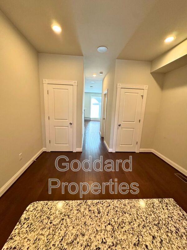 842 North Patterson Park Avenue - Photo 6 of 23