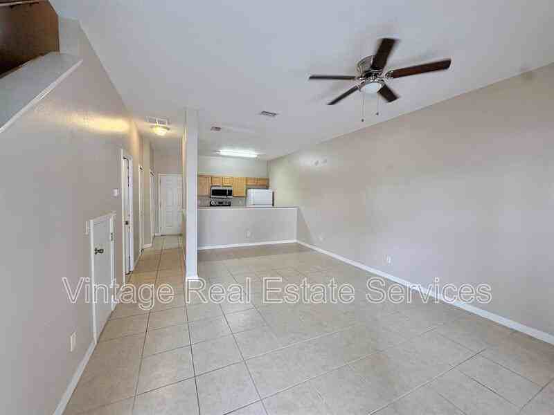 12007 Peach Grove Court - Photo 2 of 14