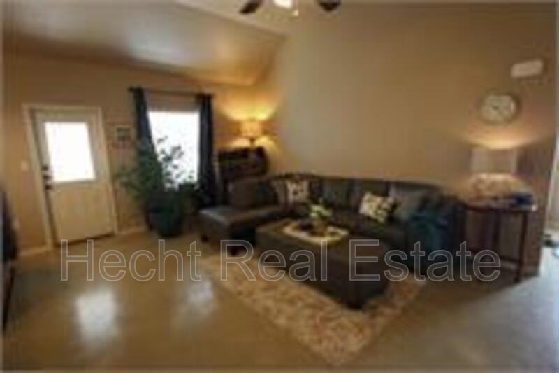 181 Joanne Cove - Photo 4 of 20