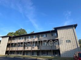 featured image of 3706 Greenwood Boulevard #18