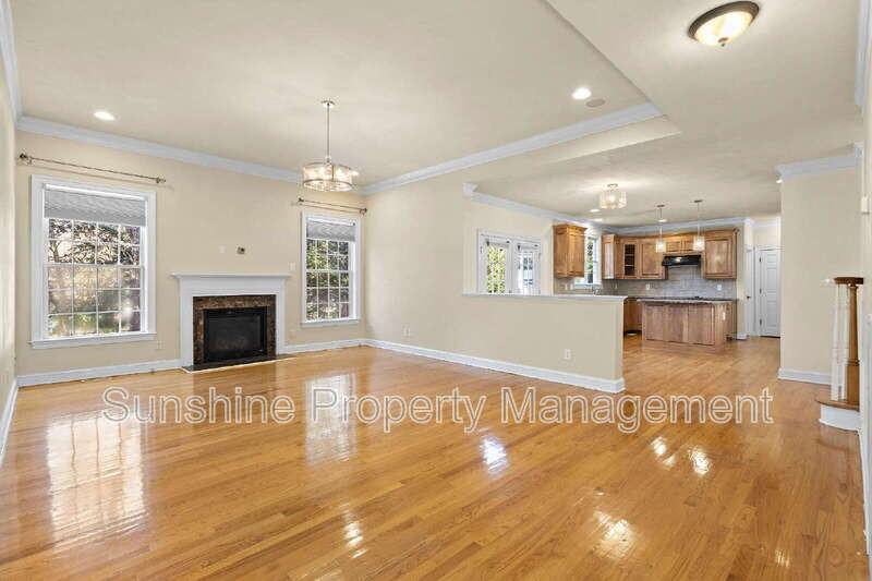 108 Patricks Court - Photo 5 of 14