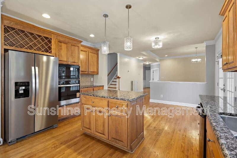 108 Patricks Court - Photo 7 of 14