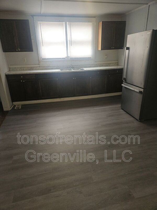 376 Carney Street - Photo 2 of 6