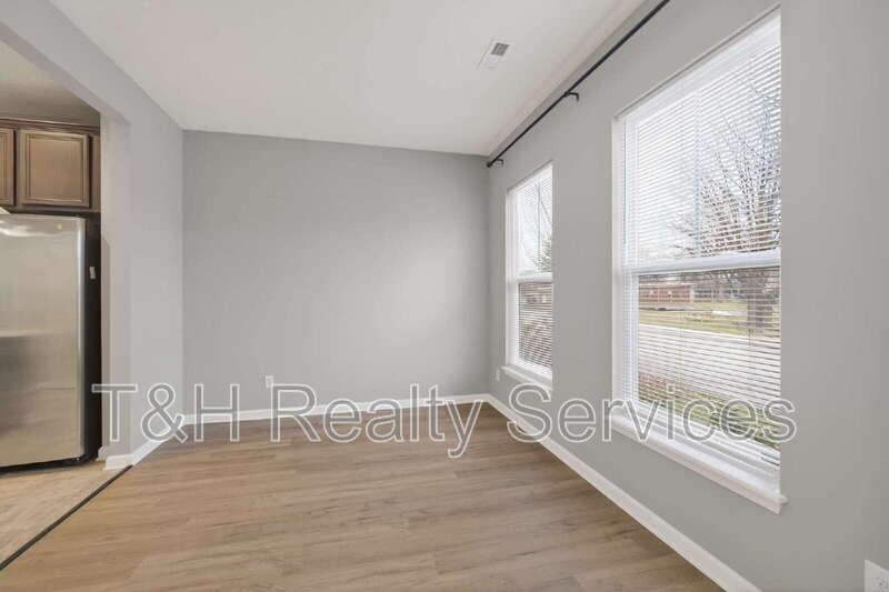 156 Haugh St - Photo 6 of 37