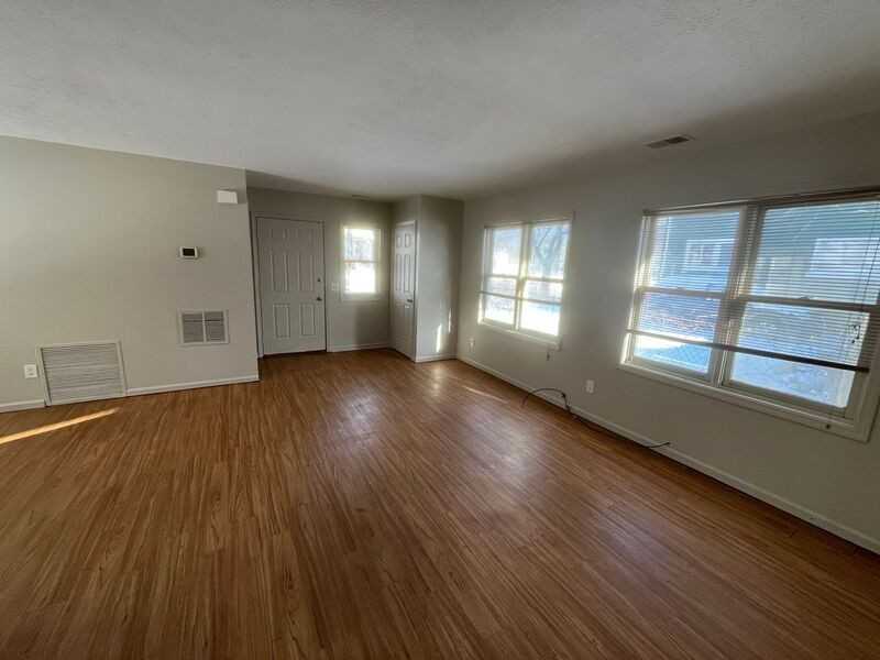 107 Peck Street - Photo 5 of 9