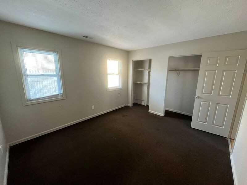 107 Peck Street - Photo 7 of 9