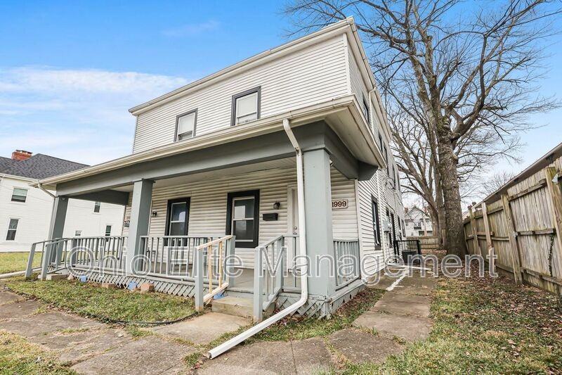 1999 W Broad St - Photo 6 of 28