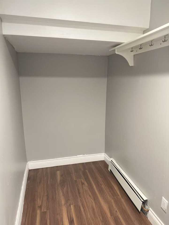 1634 Deep Cove Road - Photo 6 of 8