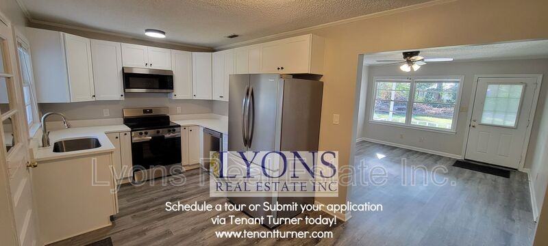 718 Azalea Circle - Photo 4 of 9