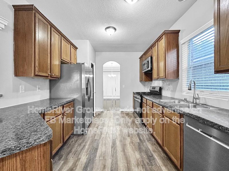 10006 Wood Leaf Ct - Photo 5 of 24