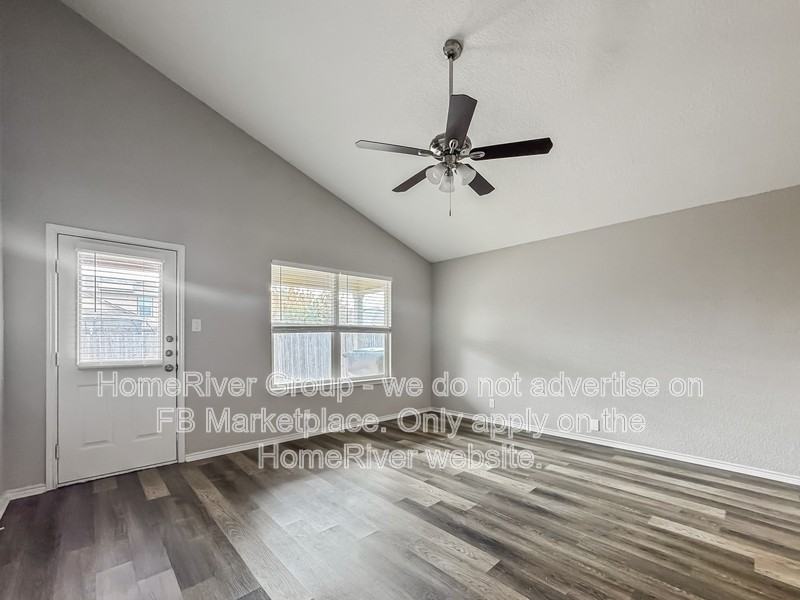 10426 Stampede Stead - Photo 3 of 29