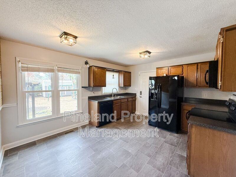 6712 Carnforth Court - Photo 6 of 20