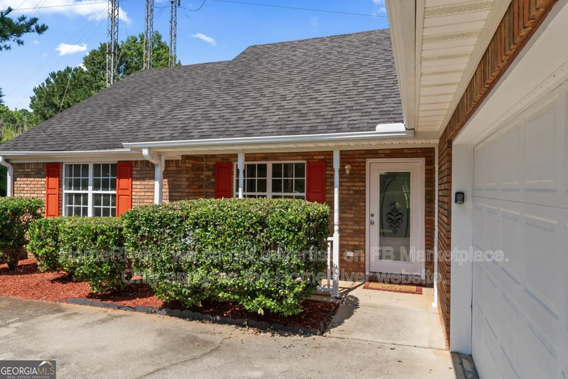 217 Crystal Court - Photo 2 of 29