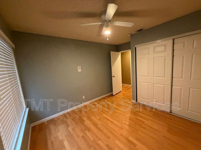 8704 Montiflora Ct - Photo 5 of 19