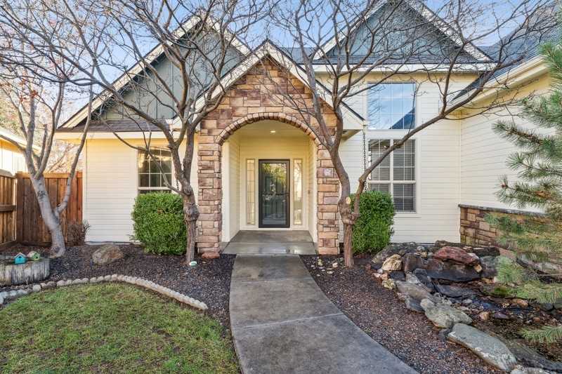 1661 West Puzzle Creek Drive - Photo 3 of 44