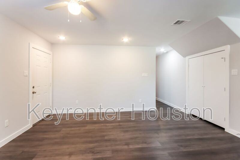 7934 Way Street #A - Photo 4 of 15