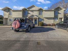 featured image of 87 East King Street