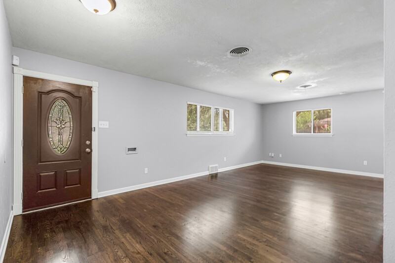 3521 Jeanette Drive - Photo 3 of 14